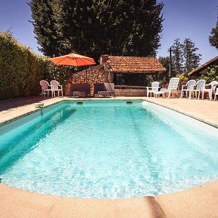 Charming Gite With Pool In Vezac Beynac-et-Cazenac Ngoại thất bức ảnh
