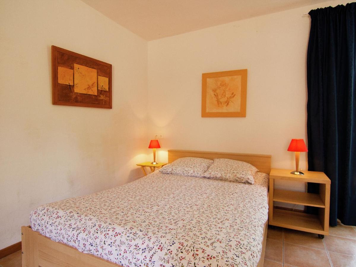 Charming Gite With Pool In Vezac Beynac-et-Cazenac Ngoại thất bức ảnh