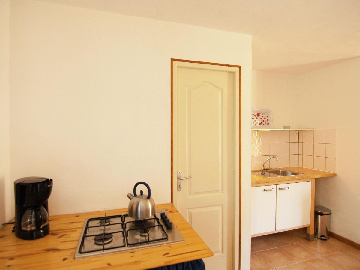 Charming Gite With Pool In Vezac Beynac-et-Cazenac Ngoại thất bức ảnh