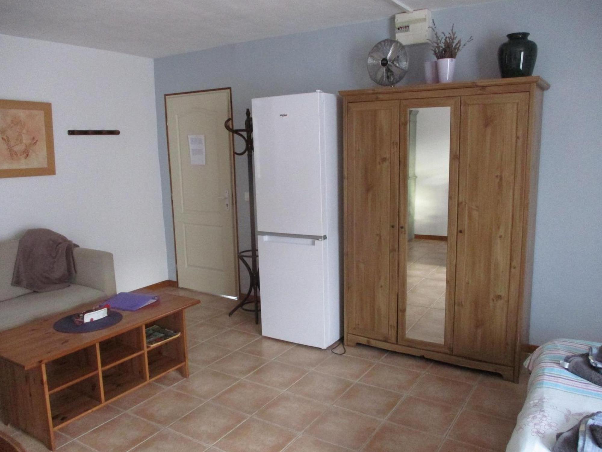 Charming Gite With Pool In Vezac Beynac-et-Cazenac Ngoại thất bức ảnh